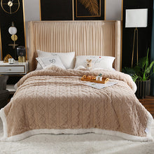 Lade das Bild in den Galerie-Viewer, Taffon Cashmere Thickened Autumn and Winter Air Conditioning Blanket Jacquard Comfortable Cotton Velvet Cover Blanket