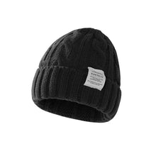Lade das Bild in den Galerie-Viewer, Warm Winter Knit Beanie Hats Pure Color Japanese Twisted Woolen Yarn Women Korean Style Unisex
