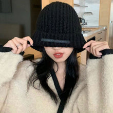 Lade das Bild in den Galerie-Viewer, Warm Winter Knit Beanie Hats Wool Hat Men 'S And Women 'S Japanese Closed Toe Autumn Unisex