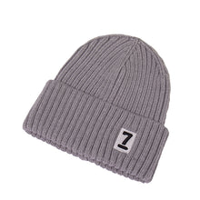 Lade das Bild in den Galerie-Viewer, Warm Winter Knit Beanie Hats Autumn and Winter Korean Style Embroidered Hat Unisex