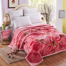 Lade das Bild in den Galerie-Viewer, Blanket Running Volume Gift Double Layer Warm Thick Blanket Winter Wedding Laschel Blanket