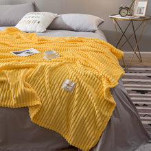 Lade das Bild in den Galerie-Viewer, Solid Color Milk Velvet Blanket Office Nap Blanket Gift Blanket Milk Velvet Blanket