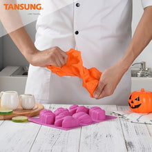 Lade das Bild in den Galerie-Viewer, 2x Halloween Xmas Christmas Gifts Decoration Spot Silicone Cake Mold DIY Baking Utensils