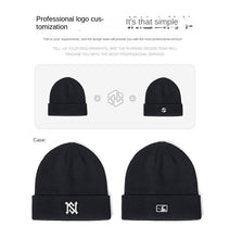 Lade das Bild in den Galerie-Viewer, Warm Winter Knit Beanie Hats Simple Black Men's Big Head Circumference Fashion Women Unisex