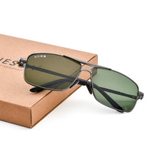 Lade das Bild in den Galerie-Viewer, Sunglasses sun Shades Reinforced Glass Lens HD Not Afraid of Drawing Double Beam Metal unisex
