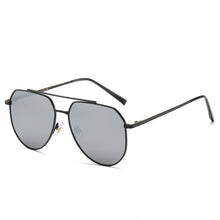 Lade das Bild in den Galerie-Viewer, Sunglasses sun Shades Fashion HD Polarized Aviators for Driving Retro Trendy Unique unisex
