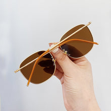Lade das Bild in den Galerie-Viewer, Sunglasses sun Shades Polarized Creative Style Square Frame Metal UV Protection unisex
