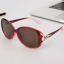 Lade das Bild in den Galerie-Viewer, Sunglasses sun Shades Natural Crystal Stone Fashion Women's Large Frame Stone unisex
