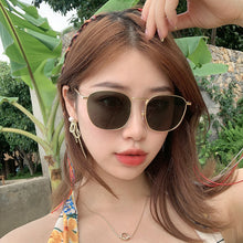 Lade das Bild in den Galerie-Viewer, Sunglasses sun Shades Polarized Creative Style Square Frame Metal UV Protection unisex
