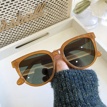 Lade das Bild in den Galerie-Viewer, Sunglasses sun Shades Brown Women's All Match Classic Face Looking Small Polarized unisex
