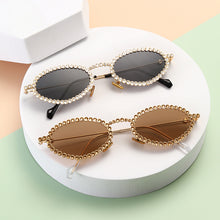 Lade das Bild in den Galerie-Viewer, Sunglasses sun Shades Personality Fashion Women's High Grade Diamond Embedded Hip Hop Anti Blue Light unisex
