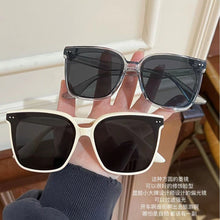 Lade das Bild in den Galerie-Viewer, Sunglasses sun Shades Women's Summer High Grade Protection UV Protection Tide Polarized for Driving unisex
