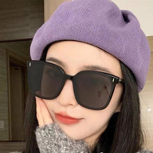 Lade das Bild in den Galerie-Viewer, Sunglasses sun Shades Women's High Grade UV Protection to Make Big Face Thin Looked Men's Fashion unisex
