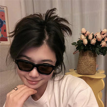 Load image into Gallery viewer, Sunglasses sun Shades Square Retro Brown Advanced Sense Model UV Protection unisex
