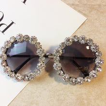 Load image into Gallery viewer, Sunglasses sun Shades Women's Fashionable round Fashionable Elegant UV Proof unisex
