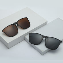 Lade das Bild in den Galerie-Viewer, Sunglasses sun Shades Ultra Light Invisible Polarized Driving Light Myopia Clip unisex
