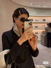 Lade das Bild in den Galerie-Viewer, Sunglasses sun Shades High Quality Celinn Selin Internet Celebrity Arc De Triomphe Golden Logo Oval Cl40194u in Stock unisex
