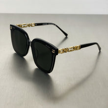 Lade das Bild in den Galerie-Viewer, Sunglasses sun Shades Elegant Classic Style Women's High Version Uv Protection Diamond Letters Leg Book Slimming unisex
