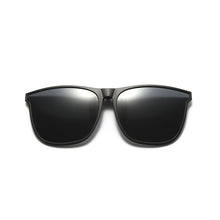 Lade das Bild in den Galerie-Viewer, Sunglasses sun Shades Ultra Light Invisible Polarized Driving Light Myopia Clip unisex

