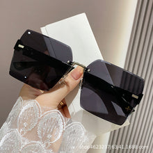 Lade das Bild in den Galerie-Viewer, Sunglasses sun Shades Fashionable All Match Frameless Trimming Craft Trend Street Snap Driving unisex
