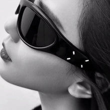 Lade das Bild in den Galerie-Viewer, Sunglasses sun Shades Vintage Personality Hot Girl Trendy Fashion Riding Punk unisex
