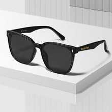 Load image into Gallery viewer, Sunglasses sun Shades Ultra Light Tr Fashionable Polarized Women's unisex
