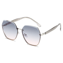 Lade das Bild in den Galerie-Viewer, unisex Sunglasses sun Shades Light Luxury  Frameless Gradient Large Rim Trend Polarized
