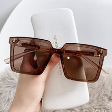 Lade das Bild in den Galerie-Viewer, Sunglasses sun Shades Beige Chic Nail Square Fashionable Women's UV Protection Vintage unisex
