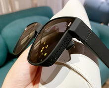 Lade das Bild in den Galerie-Viewer, Sunglasses sun Shades Set of Myopia Men's Fashionable Clip Polarized UV Proof for Driving unisex

