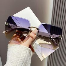 Lade das Bild in den Galerie-Viewer, Sunglasses sun Shades Frameless Two Tone Gradient High Grade Women's Driving Fashionable unisex
