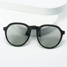 Load image into Gallery viewer, Sunglasses sun Shades Trendy Children's Clip Tr Frame Reflective Lenses Film Hanger unisex
