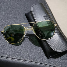 Lade das Bild in den Galerie-Viewer, Bayonet Straight Leg Sunglasses Anti-Fall Tempered Glass Inner Coating Sunglasses Drivers Glasses for Driving
