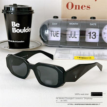 Lade das Bild in den Galerie-Viewer, Sunglasses sun Shades Female Irregular with Personality Plate unisex
