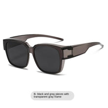 Load image into Gallery viewer, Sunglasses sun Shades Set of Myopia Polarized UV Protection Simple for Driving Men unisex
