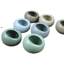 Lade das Bild in den Galerie-Viewer, Ashtray Spot Extra Large  Celadon Ceramics  Creativity Ashtray
