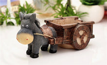 Lade das Bild in den Galerie-Viewer, Ashtray Taobao Creative  Trend Donkey Brushed Resin Ashtray
