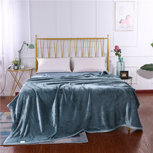 Load image into Gallery viewer, Thickened Autumn and Winter Blanket Flannel Blanket Flannel Air Conditioning Blanket Coral Fleece
