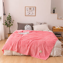 Load image into Gallery viewer, Magic Fleece Warm Blanket Flannel Thick Blanket Coral Fleece Blanket Milk Fiber
