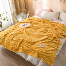 Load image into Gallery viewer, Magic Fleece Warm Blanket Flannel Thick Blanket Coral Fleece Blanket Milk Fiber
