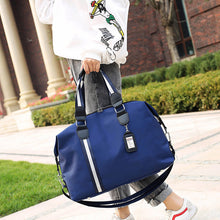 Load image into Gallery viewer, Short-Distance Travel Bag Men's Portable Large Capacity Travel Bag Casual Korean Style Shoulder Bag
