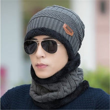 Lade das Bild in den Galerie-Viewer, Warm Winter Knit Beanie Hats Men 'S Korean-Style Fashionable Wool Thickened Warm Outdoor Winter Pullover Unisex
