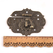 Lade das Bild in den Galerie-Viewer, Locks Latches Vintage Antique Brass Wood Suitcase Box Clasp For Wooden Hook
