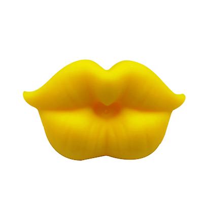 2Pcs yellow Baby Pacifier Clip Red Kiss Lips Dummy Pacifiers Silicone Teether AZ10406