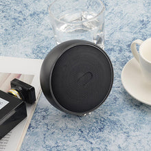 Lade das Bild in den Galerie-Viewer, Speakers 800mAh bluetooth Wireless HIFI Sound Quality HD Microphone Speaker Waterproof Loudspeaker
