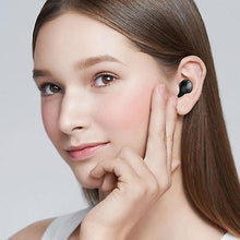 Load image into Gallery viewer, Headphones Headsets T5 BT Earphones TWS No Wire BT Earphones 5.0 Stereo Ears Digital Display Sports Earphones White
