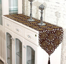 Lade das Bild in den Galerie-Viewer, Tablecloths 176cm table runner classical table runner hollow modern embroidered table runner brown
