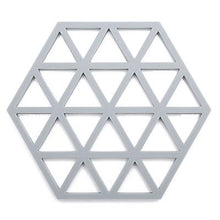 Lade das Bild in den Galerie-Viewer, 2pcs green silicone heat insulation pad, hollow anti-scalding non-slip coaster AZ17008
