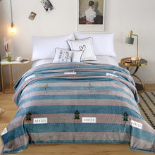 Load image into Gallery viewer, Thickened Autumn and Winter Blanket Flannel Blanket Flannel Air Conditioning Blanket Coral Fleece
