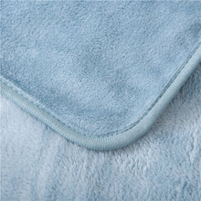 Load image into Gallery viewer, Thickened Flannel Blanket Winter Home Children's Blanket Super Soft Thermal Blanket Gift Blanket
