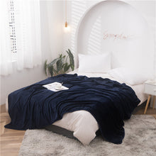 Load image into Gallery viewer, Thickened Flannel Blanket Winter Home Children's Blanket Super Soft Thermal Blanket Gift Blanket
